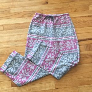 Snowflake fleece pjs